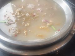 -老来福·非遗酸汤兔(凯旋路店)