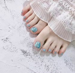 -悦指间美甲美睫