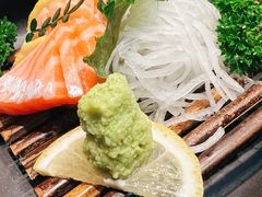 -8PINTS八品脱·日料·烧鸟·精酿小酒馆(莘庄店)