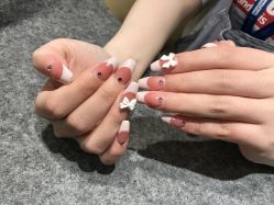 -天生爱美甲
