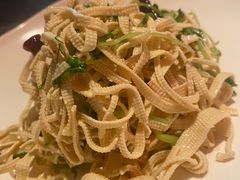 黑豆芽拌千张-金鸭季·北京烤鸭(深业上城店)