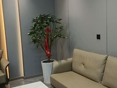 -云季酒店(西关地铁站C2出囗店)