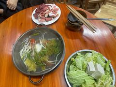 白酸锅底-龙大头庖汤店