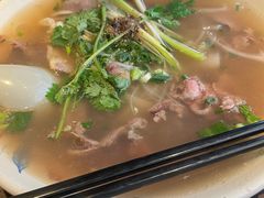 -大头虾越式风味餐厅(光明广场店)