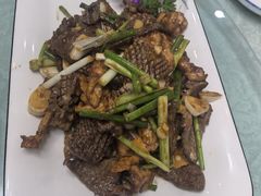 -六和聚传统烤鸭.天津菜(和平店)