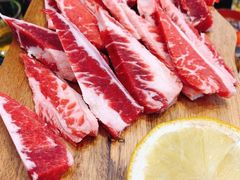 -臻牛烤肉