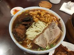 辣肉焖蹄二鲜大面-德兴馆(广东路总店)