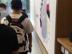 -Apple零售店(玄武湖店)