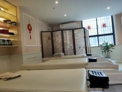 -Bollins波林丝•专研护发中心