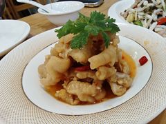 -品鲜村农家菜·阳澄湖大闸蟹(总店)