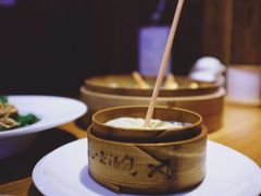 蟹黄吸管汤包-隆喜元鱼汤包·海鲜(中联广场店)