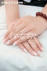 点击看大图 优雅小美人-STAR美甲店