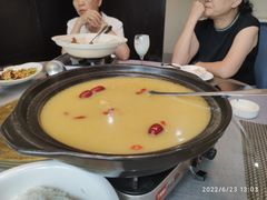-秦园酒楼(水岸星城店)