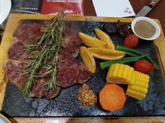 -尊品牛排(沙湾印象汇店)