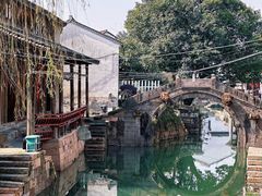 -丝绸小镇荻港古村