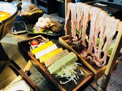 -湊湊火锅·茶憩(新中关购物中心店)