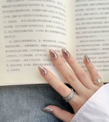 -情同手足美甲美睫