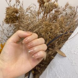 -Seven Nail七姑娘の美甲店