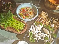 -慢丽江·云南野生菌土鸡锅(西山店)