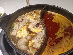 -钢管厂五区小郡肝串串香(奥克斯广场锦城万达店)