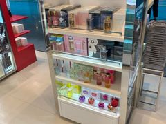 -升恒昌免税商店(桃园国际机场店)