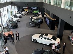 -奔驰上海利星(七宝店)