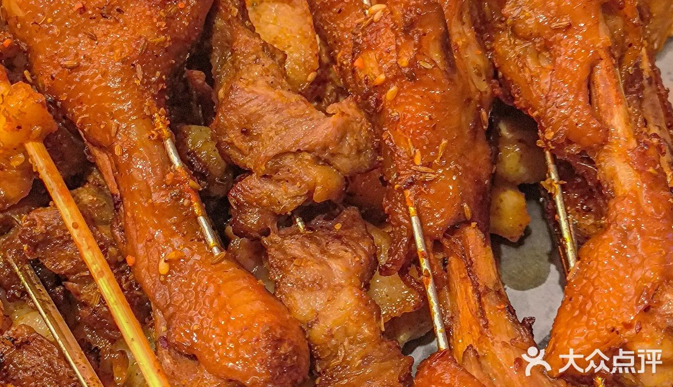 深夜撸串去哪里!!!我强推这家~