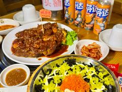 -喇喇排骨火锅·传统韩式脊骨汤(望京西园总店)