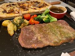 -必胜客(万达百货店)