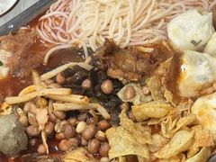 -在巷子里的烤肉店·螺蛳粉烤鱼·牛蛙(和美城店)