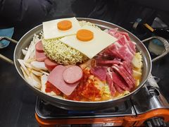 泡菜五花肉锅-炙韩料理·部队锅专门店