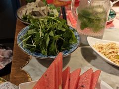 -尚尚仙·酸汤猪手·猪肚鸡火锅(华联万柳购物中心店)