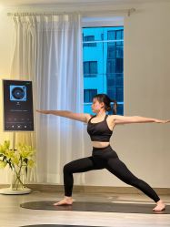 -闺蜜瑜伽·普拉提女性塑形馆