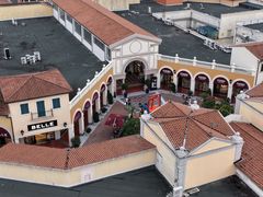 -佛罗伦萨小镇广佛名品奥特莱斯(疏港路店)