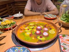 -洱火云南酸菜牛肉火锅(石景山当代商城店)