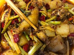 -休记光头香辣蟹干锅店(衣冠庙店)