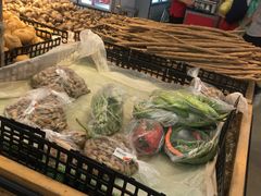-卜蜂莲花(浦江城市生活广场店)