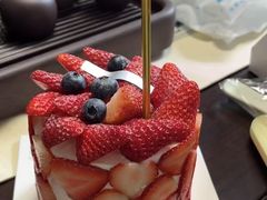 -山与蓝·轻糖鲜果蛋糕(勒泰店)