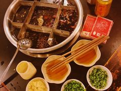 -邓莽子老火锅(中兴路总店)