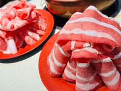 -洞庭洲·防空洞火锅·铜锅涮肉·烧烤(新百广场店)