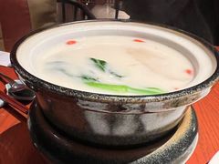 秧草奶汤小巴鱼-镇江苏宁万豪酒店-苏筵中餐厅