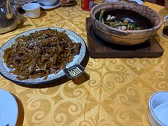 -天宝食坊·啫啫煲大排档(西华路店)