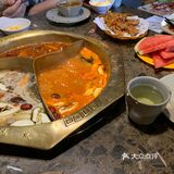 里面的脆骨很好吃。小龙坎腊肠也好吃