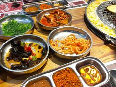 -青瓦炭韩潮烤肉(花园道店)