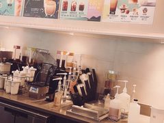 -星巴克臻选(嘉兴海宁银泰城店)