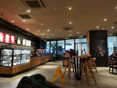 -星巴克臻选(莘庄仲盛店)
