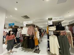 -优衣库(广州天河领展广场店)