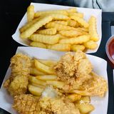 牛肉汉堡，确实不错。有芝士的香味，有洋葱的陪伴。一个