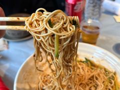 -肥肥虾庄·金牌油焖大虾(杨园滨江时代walk店)
