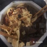 菜包，豆制品类。一包火锅底料